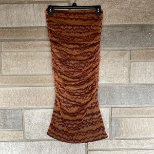 NWT Zara skirt. Can be worn as a dress. Length in the pictures